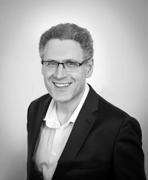 George D Papdan